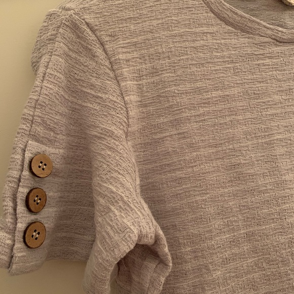 Short sleeve top with button detail - Picture 2 of 6